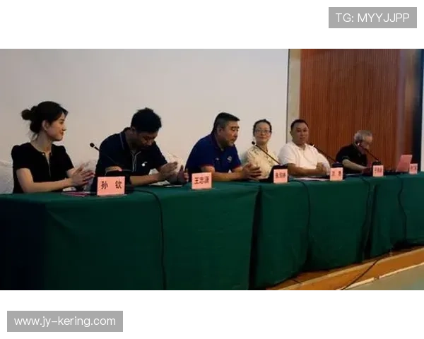 国际羽毛球协会设立教练继续教育与资格认证体系，中国羽毛球协会教练员资格证
