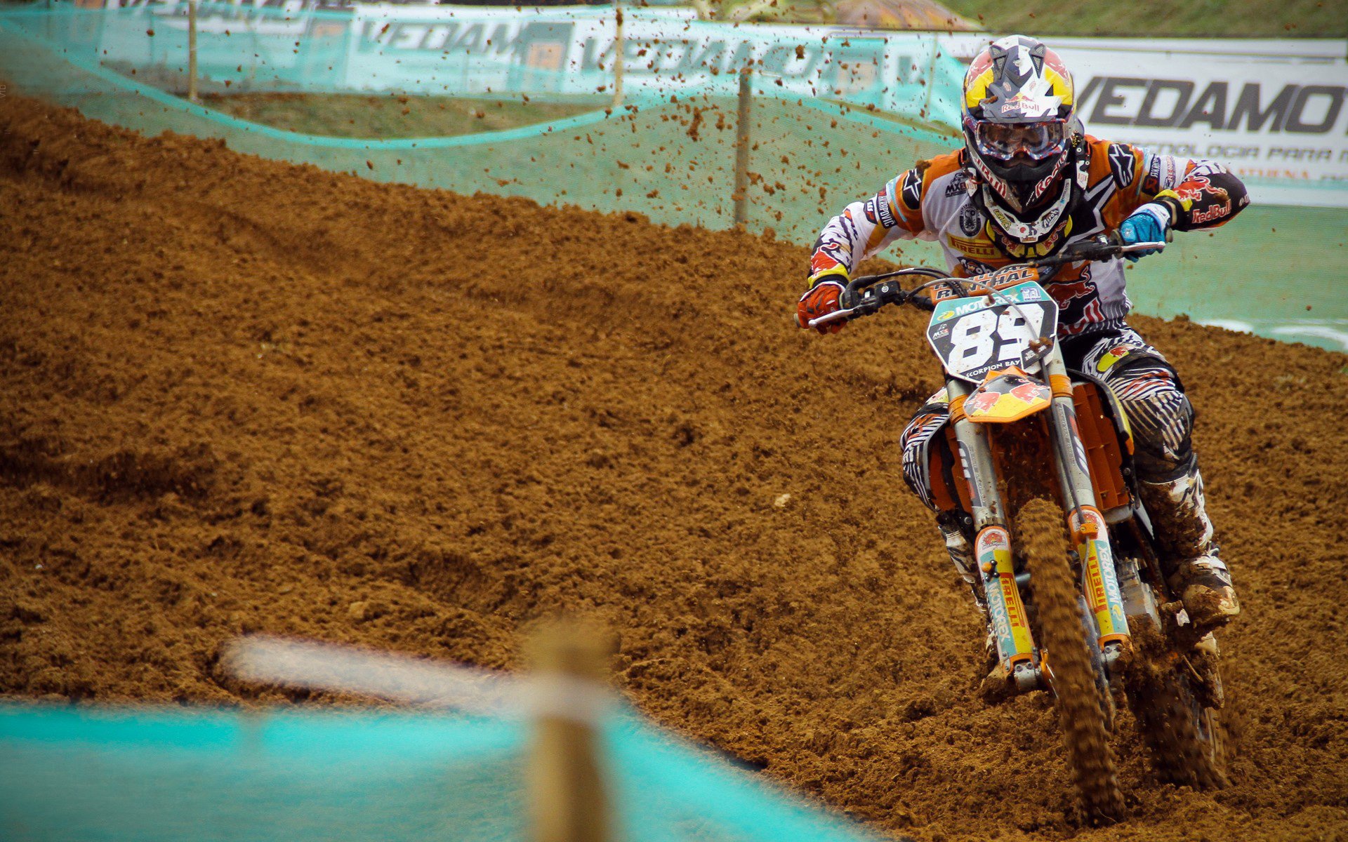 波兰队未来方向：如何通过系统化的培训提高球员技术细节，波兰球队实力如何